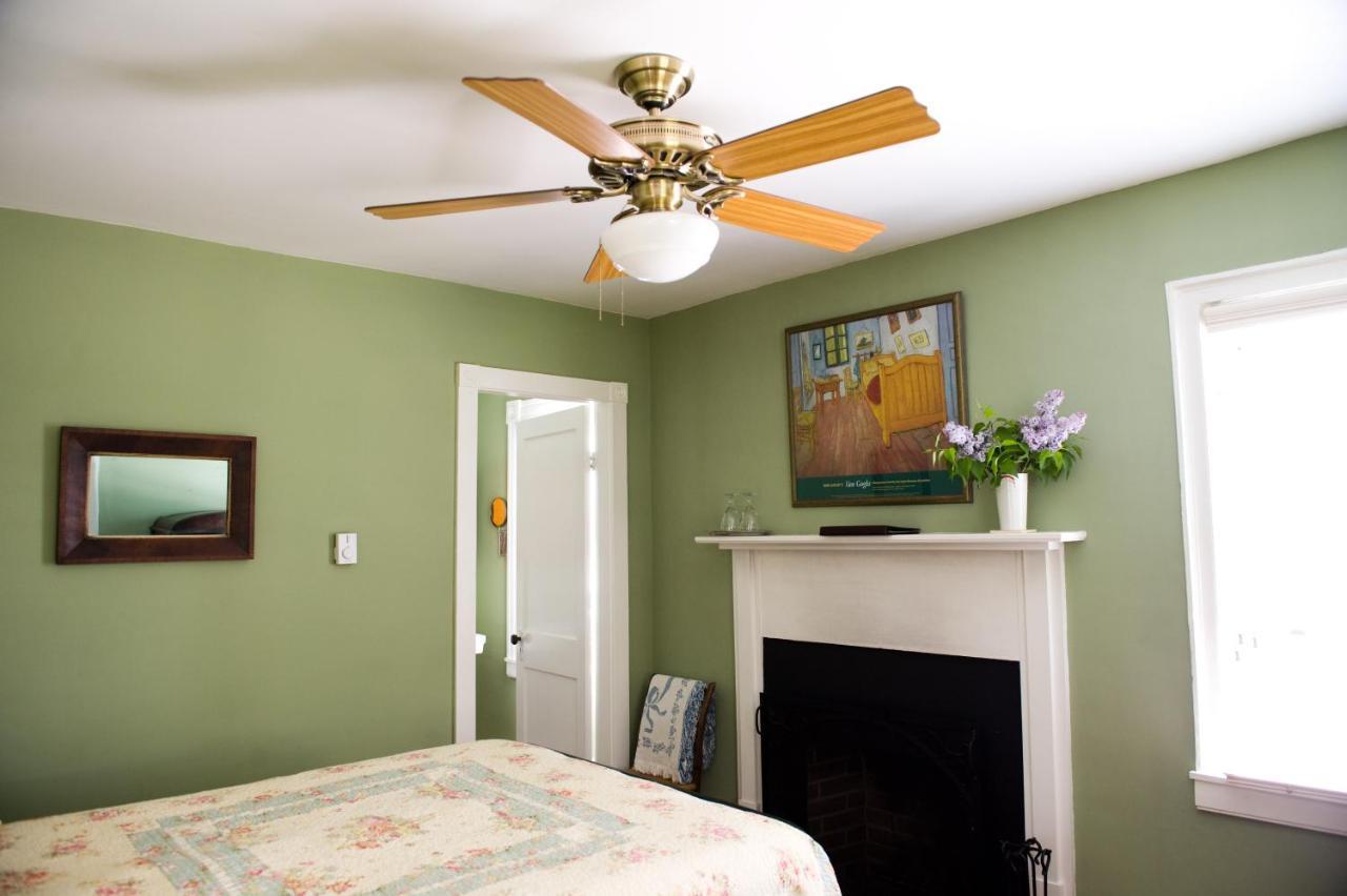 Sperryville Hopkins Ordinary Bed, Breakfast And Ale Works Bed & Breakfast エクステリア 写真